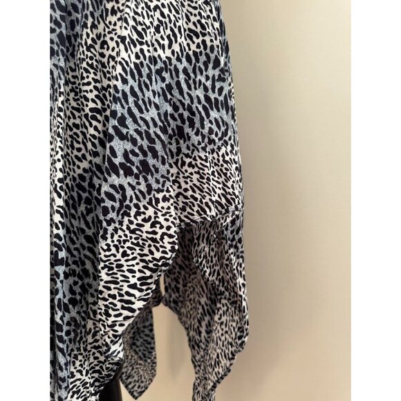 Leopard Print Low Cut Dress Size Med/Large - Picture 7 of 7